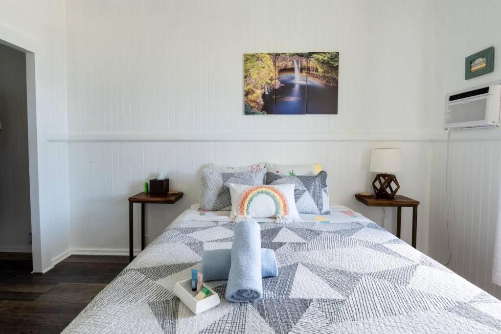 Somewhere Over The Rainbow Loft With Ac Hilo Exterior photo